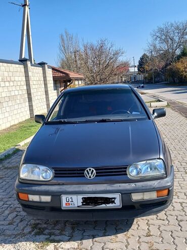 Volkswagen: Volkswagen Golf: 1.6 л, Механика, Бензин, Хэтчбэк