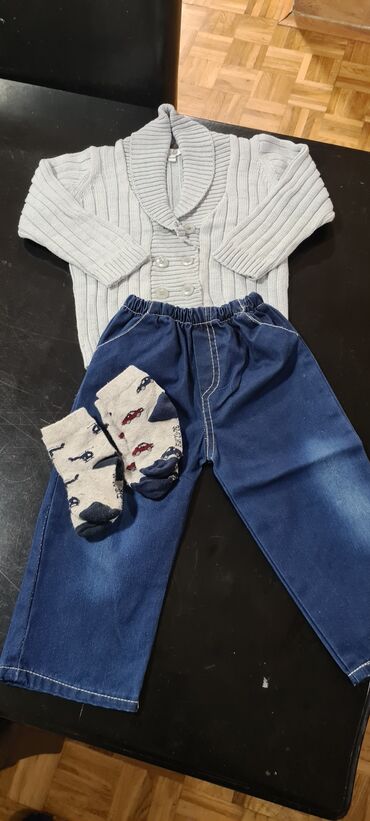 pull and bear farmerke: Bundle: Sweaters, Jeans, age: 2 years