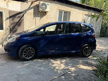 fit rs: Honda Fit: 2009 г., Автомат, Бензин, Хэтчбэк — 5