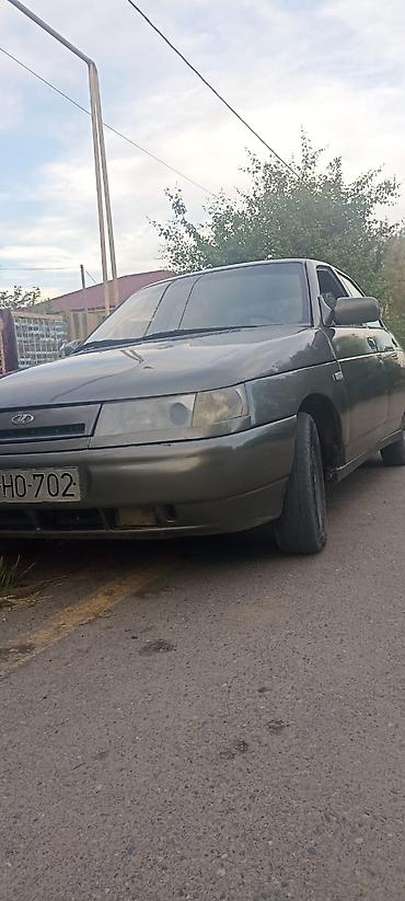 VAZ (LADA): Lada 2110 sedan – benzinli, ön ötürücülü kompakt model. Texniki — 3