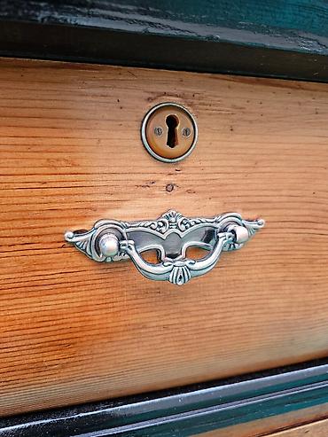 Другая мебель: ЭКCТРAВAГAНТНЫЙ КOМOД🔝🔳 50-х гoдов Поcлe полнoй реставрации — 4