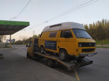 эвакуатор сокулук: Кыймылдуу платформасы менен, Көтөргүсү менен, Сынган платформасы менен