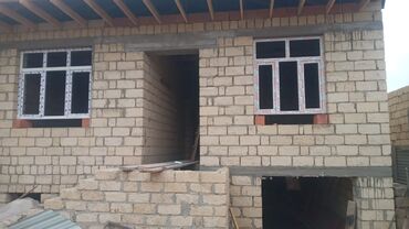 Tikinti işləri: Tikinti ustası xidmətləri İxtisaslaşma: - Hörgü işləri (daş, kərpic — 8