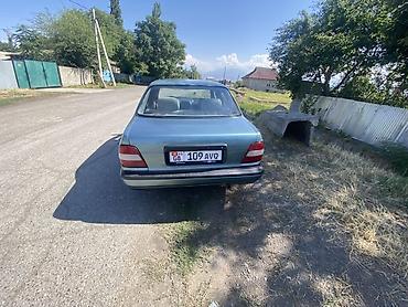 renault master: Nissan Primera: 1993 г., Механика, Седан — 4