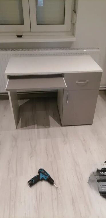 Ormari: Ormari 38 Materijal: Ormar se izrađuje od univera debljine 18mm u — 13