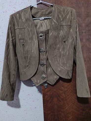 Другая женская одежда: Женская одежда.
арзан берем баарын 
100-500 с чеин — 20