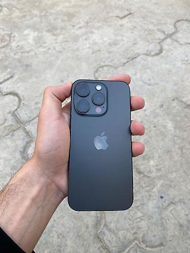iphone s4: IPhone 15 Pro, 256 GB, Black Titanium — 3