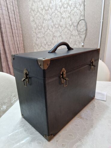 Çamadanlar: Klassik dizayn Muasir qab Renever Qabin — 8