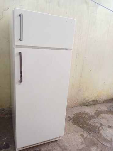 Mətbəx kombaynları və doğrayıcıları: 2 qapılı Minsk Soyuducu Satılır, rəng - Ağ