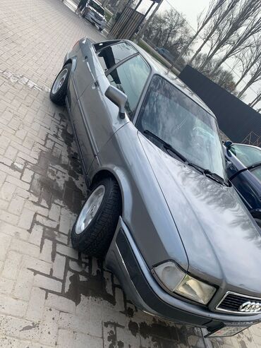 авуди унверсал: Audi 80: 1992 г., 2.3 л, Механика, Газ, Седан