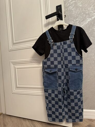 Тарелки: Комбинезон, Унисекс, 8 - 9 лет