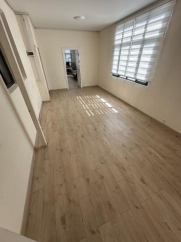 2этаж: Аренда офисов, 90 м², В торговом центре, 1 линия, С отдельной кухней, С юридическим адресом — 7