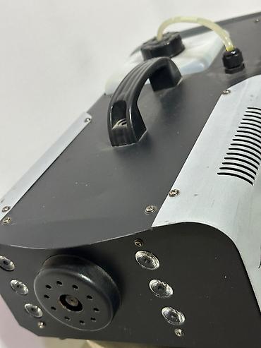 toy gulləri: Duman aparatı – 1500W - Güc: 1500W, yüksək məhsuldarlıqla sıx və — 2