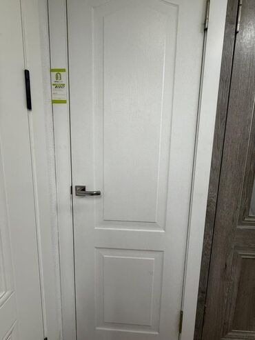 двери с двух сторон из бельгии: Межкомнатная глухая дверь, цвет - Белый