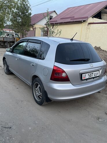 требуется нянька: Honda Civic: 2003 г., 1.5 л, Автомат, Бензин, Хэтчбэк