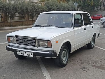 VAZ (LADA): Model: Lada Riva/VAZ 2107 sedan Kuzov: ağ rəng, 4 qapı Yanacaq: benzin — 10