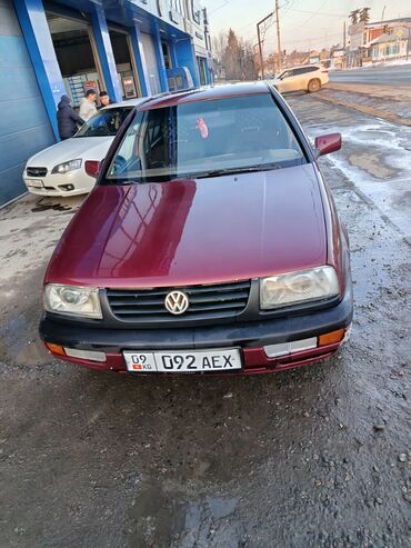 Volkswagen: Volkswagen Vento: 1993 г., 1.8 л, Механика, Седан — 5