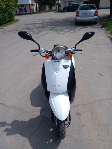 електрически скутер: Скутер Honda, 50 куб. см, Бензин, Б/у