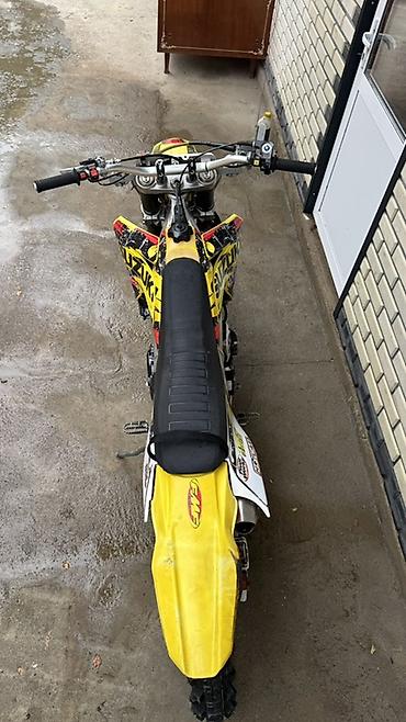 электра мото: Японец Suzuki RMZ-450 на моторе NB300 Мотор подогнан идеально — 4