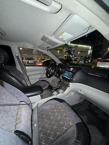 ayon y: Toyota Highlander: 2011 г., 3.5 л, Автомат, Газ, Кроссовер — 8
