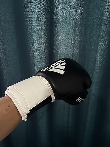бутылка для воды: Абсолютно новые перчатки от ADIDAS🥊 Самые удобные липучки, материал — 2