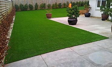 Резиновая плитка: Искусственный газон может играть роль основного элемента в ландшафтном — 5