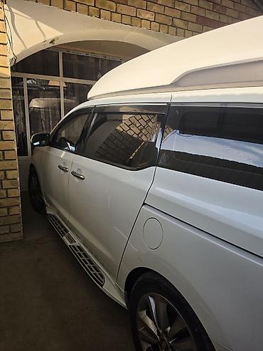 машина на час: Kia Carnival: 2019 г., 2.2 л, Автомат, Дизель, Минивэн — 8