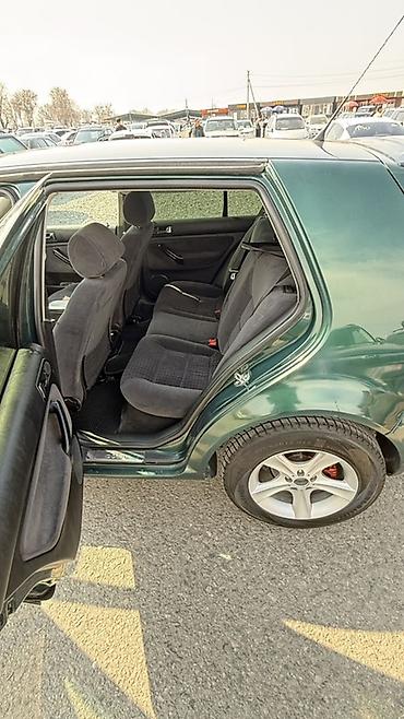 Volkswagen: Volkswagen Golf: 1998 г., 2 л, Ручные, Бензин, Хэтчбэк — 11