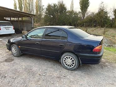 битые машины продажу: Toyota Vista: 2001 г., 1.8 л, Механика, Бензин, Седан — 4