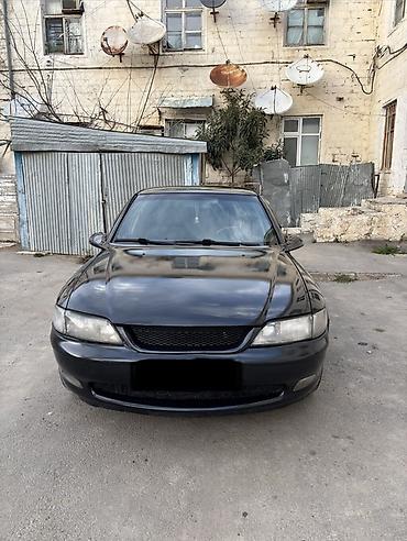 Opel: Opel Vectra: 2 l | 1996 il 266000 km Sedan — 2
