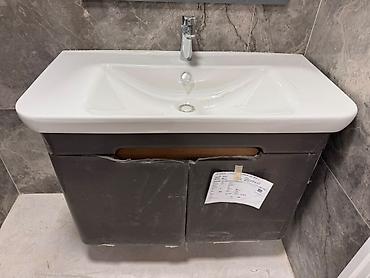 VitrA P-Sento hamam mebeli/lavabo satılır. Tam yeni, istifadə lalafo.az -da VitrA P-Sento hamam mebeli/lavabo satılır. Tam yeni, istifadə