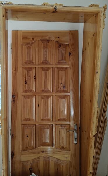 qab serviz: İşlənmiş Otaq qapısı 90x220 sm Naliçnik ilə, Ünvandan götürmə