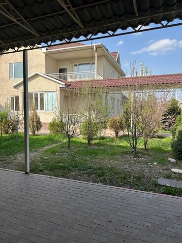 золотые пески снять домик: 370 м², 10 комнат, Утепленный, Теплый пол, Бронированные двери