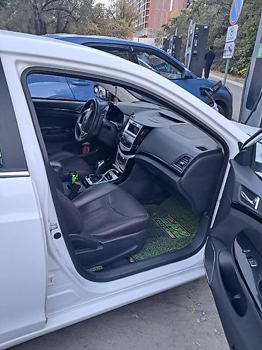 BYD: BYD E5: 2019 г., Автомат, Электромобиль, Седан — 2