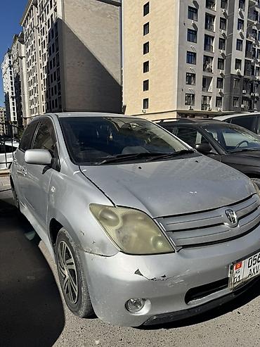 Toyota: Toyota Ist: 2001 г., Автомат, Бензин, Хэтчбэк — 2