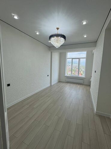 космическая: 1 комната, 47 м², Элитка, 14 этаж, Косметический ремонт