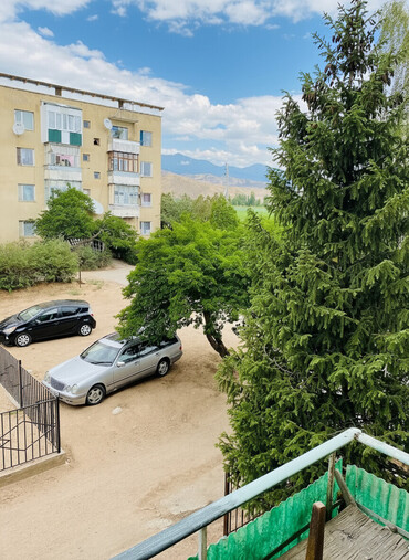 Продажа квартир: 2 комнаты, 50 м², Индивидуалка, 2 этаж, Старый ремонт — 1