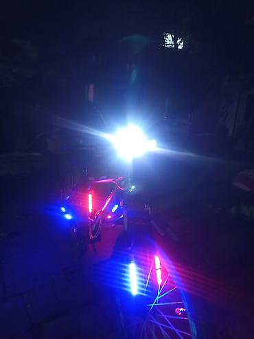 Velosiped aksesuarları: Məhsul: Velosiped üçün tam LED işıqlandırma dəsti Təsvir: - Ön güclü — 4