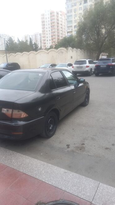 Iran Khodro: Iran Khodro Samand: 1.6 l | 2014 il 400000 km Sedan