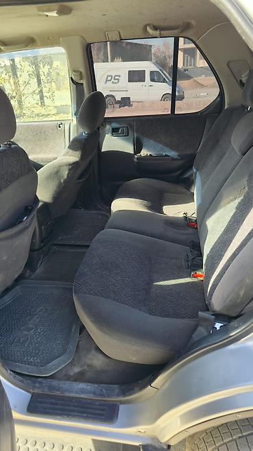 Другие автомобили: Внедорожник 5‑дверный, серебристый. Классический рамный SUV с высоким — 3