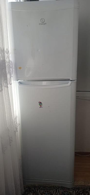 kamera saat: İşlənmiş 2 qapılı Indesit Soyuducu Satılır, rəng - Ağ — 2