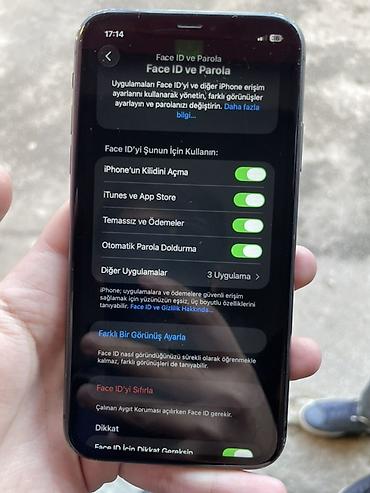 Apple iPhone: IPhone 11, 64 GB, Qara, Simsiz şarj, Face ID — 7