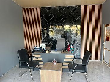 Ofis mebeli: Ofis qonaq kreslosu – qara dərili - Model: metal karkaslı, 4 ayaqlı — 1