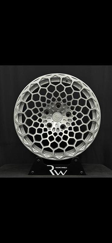 200: Диски R 20 Комплект, отверстий - 5, Новый — 9