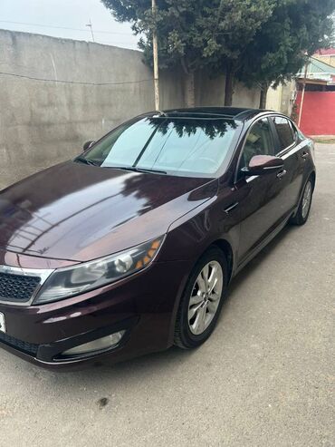 benzin qabı: Kia Optima: 2 л | 2011 г. Седан