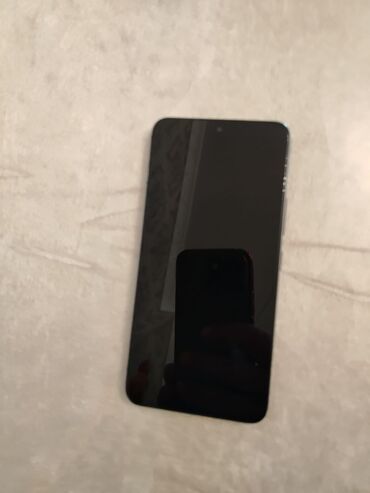 soyuducu 2 əl: Samsung Galaxy S22, 128 ГБ, цвет - Черный, Отпечаток пальца, Беспроводная зарядка, Две SIM карты at lalafo.az soyuducu 2 əl: Samsung Galaxy S22, 128 ГБ, цвет - Черный, Отпечаток пальца, Беспроводная зарядка, Две SIM карты