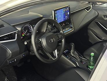 byd 06 ev: Toyota Corolla: 2021 г., 1.8 л, Вариатор, Гибрид, Седан — 7