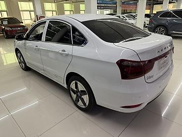 Продажа авто: Dongfeng : 2022 г., Автомат, Электромобиль, Седан — 6