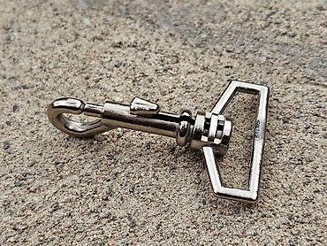 Аксессуары для шитья: Карабин, фурнитура. Металлический поворотный карабин — 9