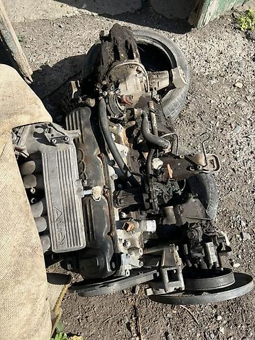 Запчасти на Audi C4 Двигатель и комплект запчастей Audi (бензиновый